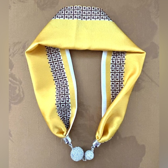 Satin Gold/White Scarf with Silver Crystal Rhinestone Necklace - Picture 1 of 11